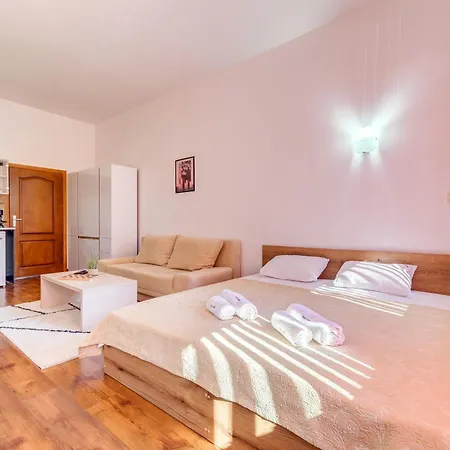 Relaxing Mountain Getaway In Cozy By Flat Mаnager * Pamporovo