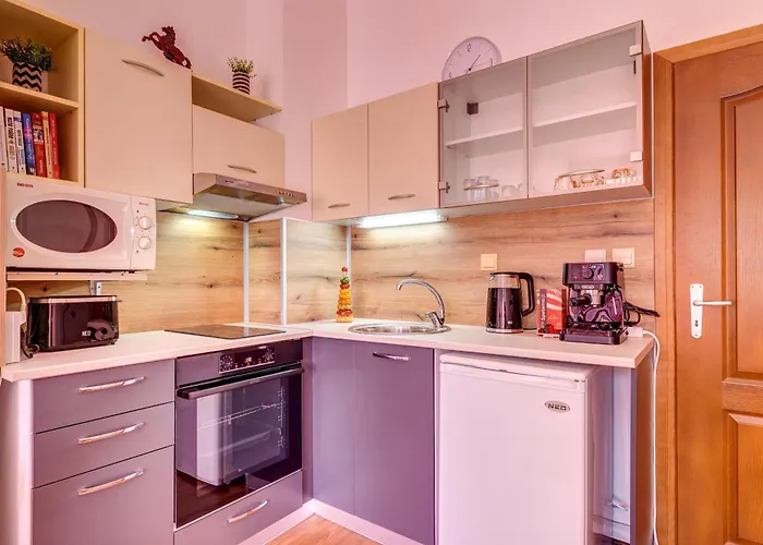 Relaxing Mountain Getaway In Cozy By Flat Mаnager * Pamporowo